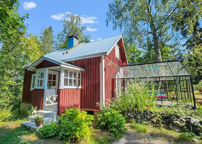 Hébergement de vacances Den Lilla Roeda Stugan By Interhome *