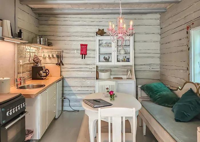 Hébergement de vacances Den Lilla Roeda Stugan By Interhome *